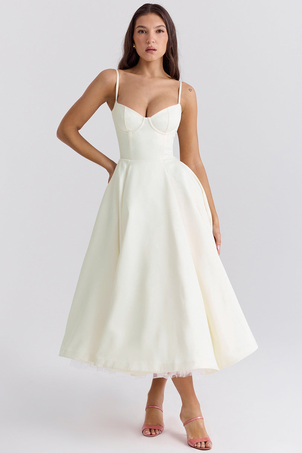 Valeria - Vestido midi romántico de verano