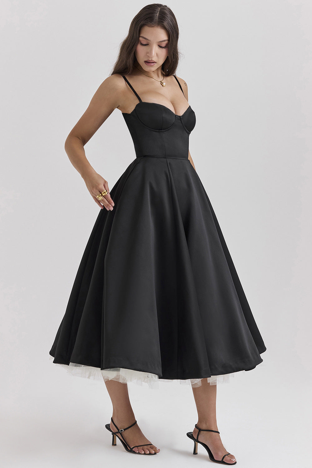 Valeria - Vestido midi romántico de verano