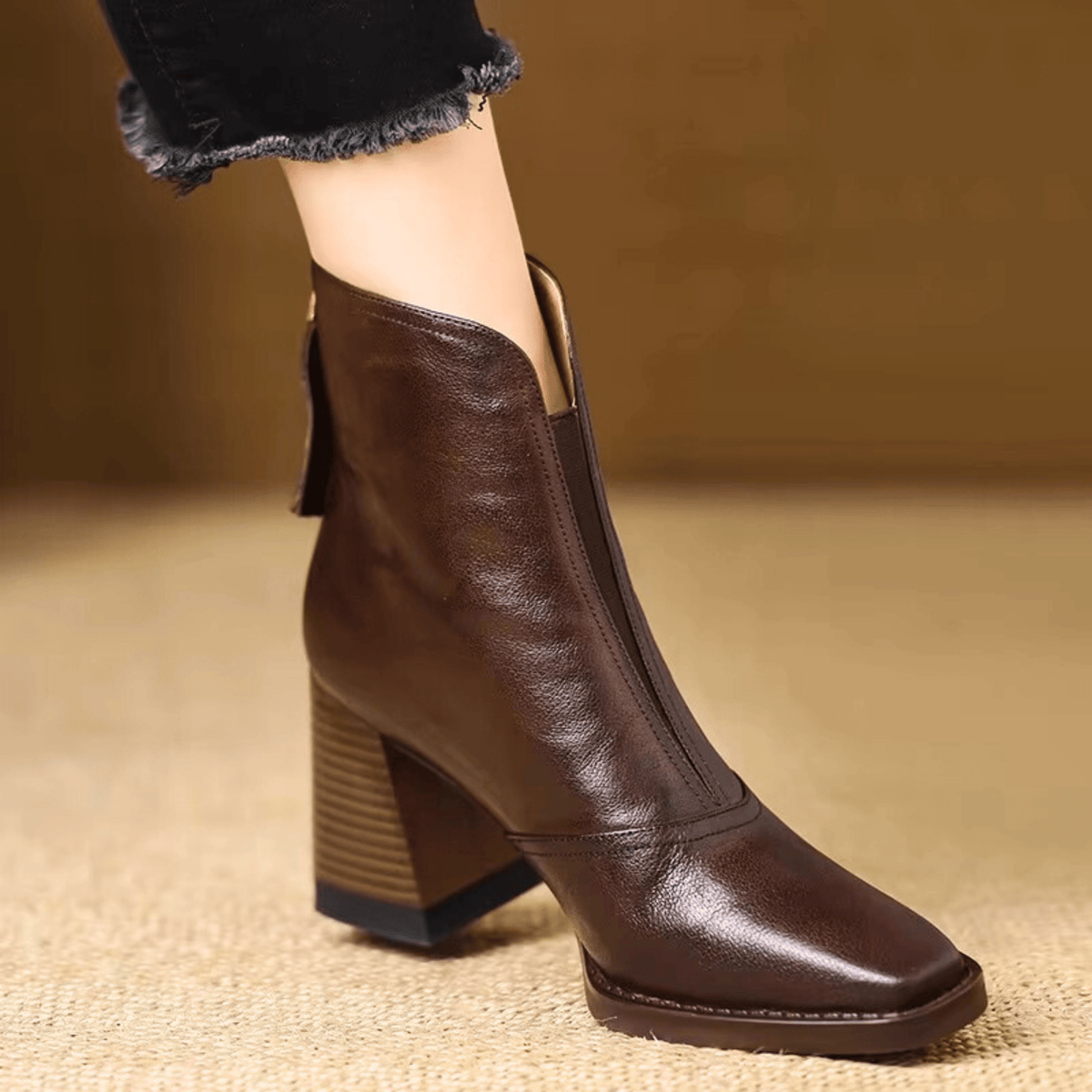 Luna | Botas de Lujo con Tacón Medio