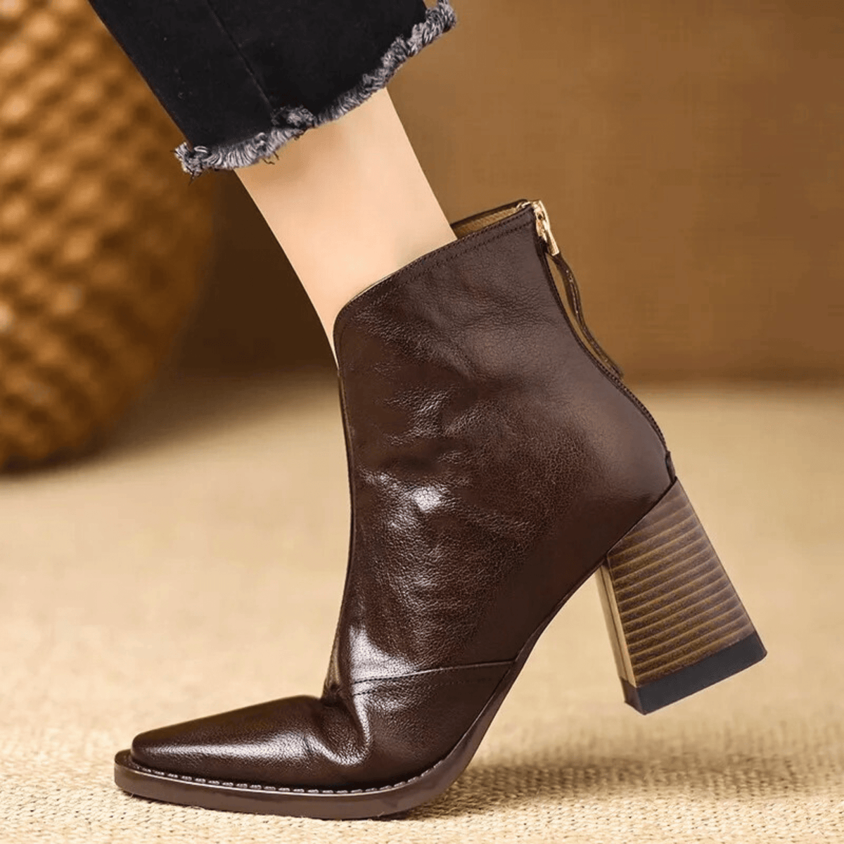 Luna | Botas de Lujo con Tacón Medio